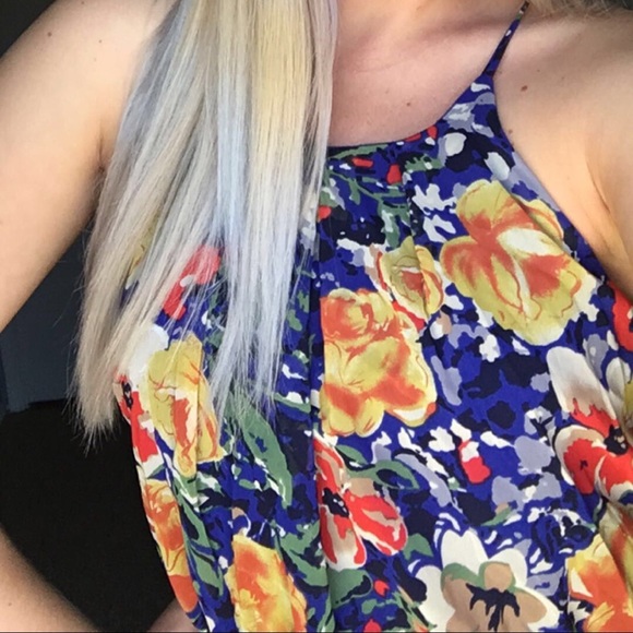 Floral high-neck dress! - Picture 2 of 2